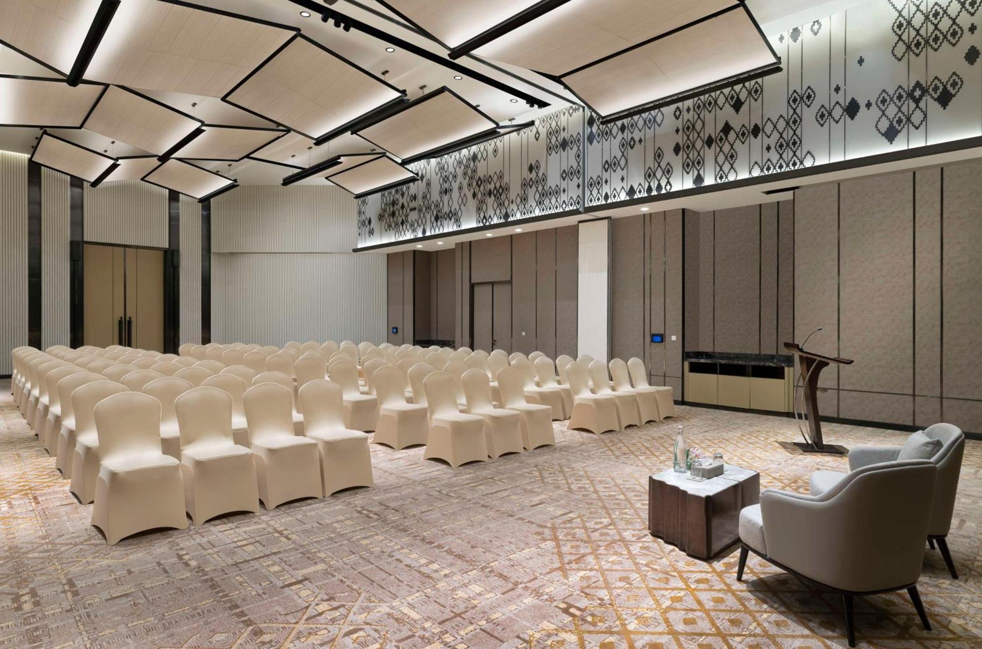 Hilton Kathmandu Hotel Екстериор снимка