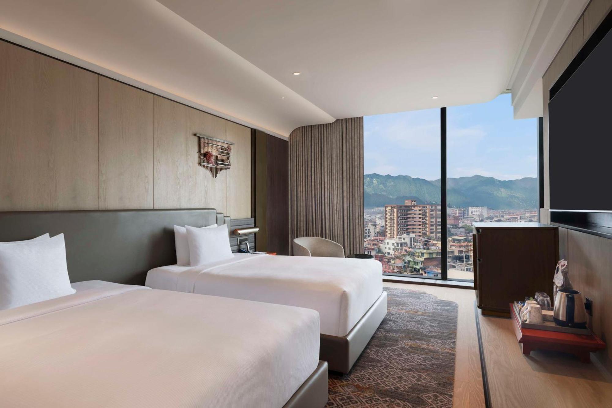 Hilton Kathmandu Hotel Екстериор снимка