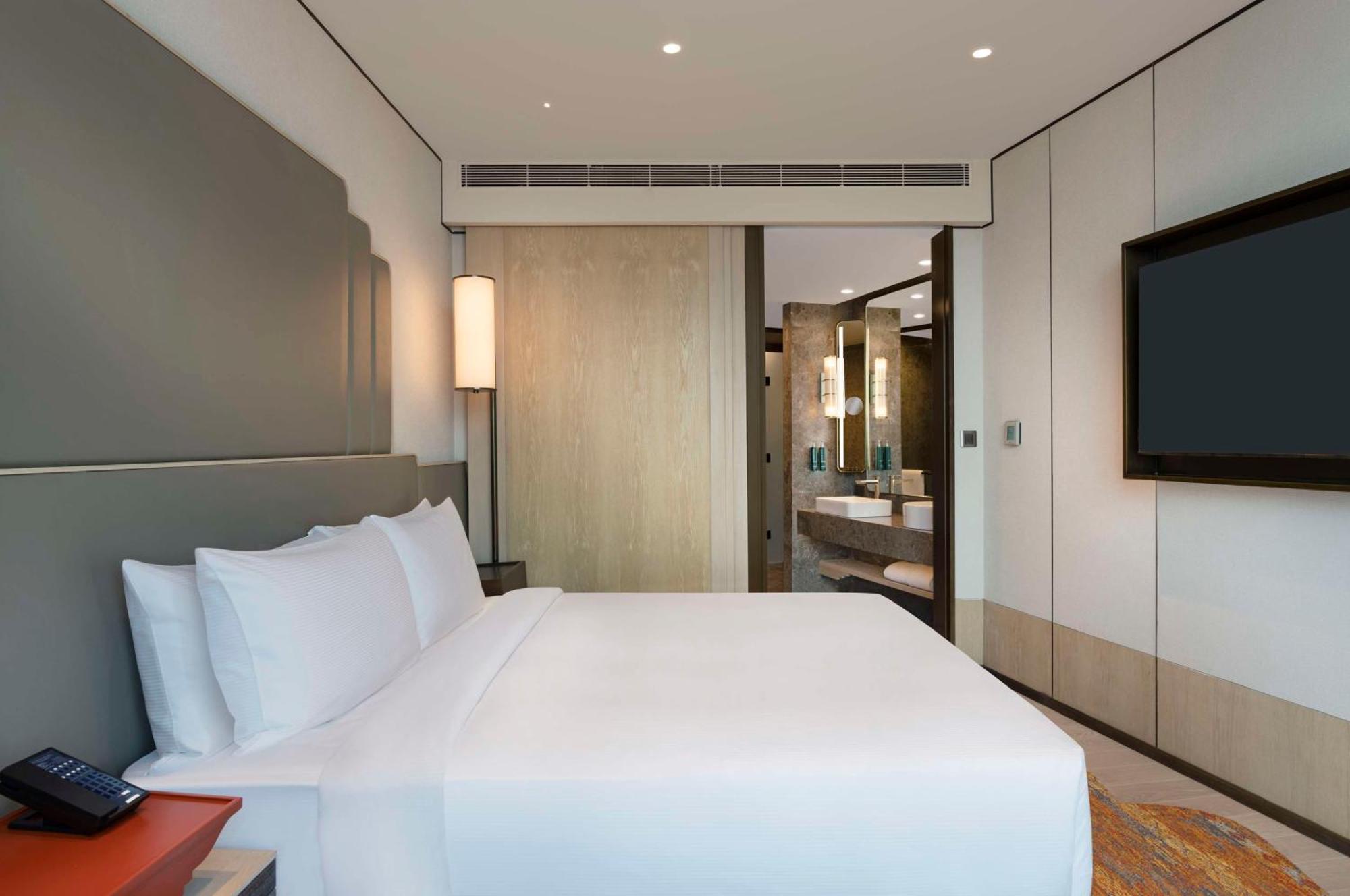 Hilton Kathmandu Hotel Екстериор снимка