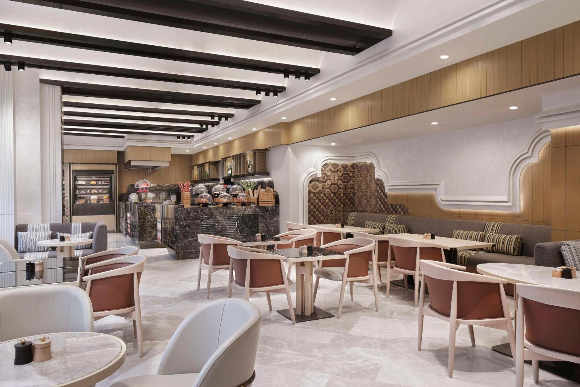 Hilton Kathmandu Hotel Екстериор снимка